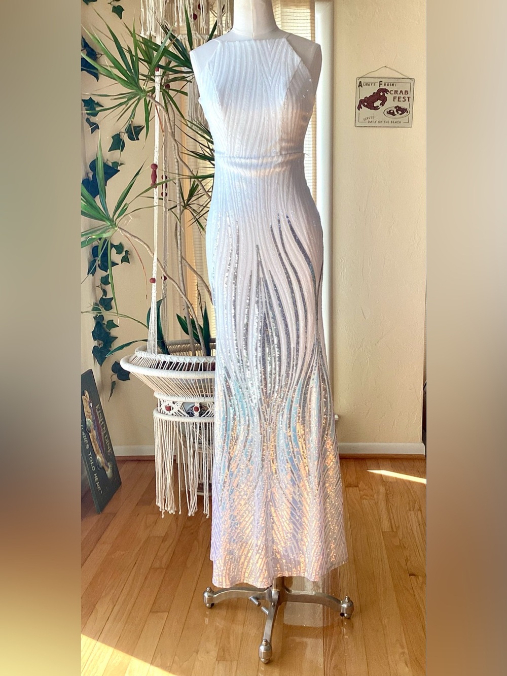 City  Triangle iridescent dress size 1
